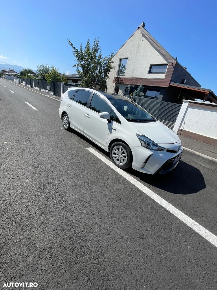 Toyota Prius+ (Hybrid) - 2