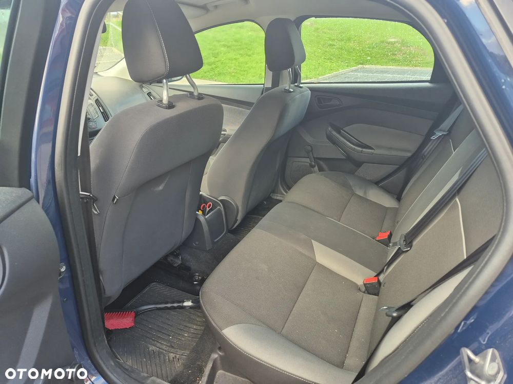 Ford Focus - 9