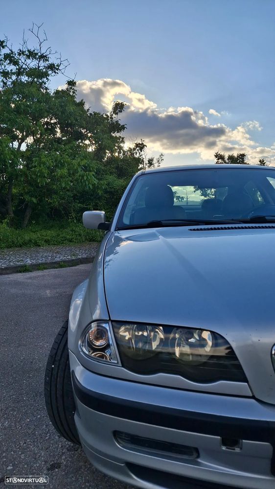 BMW 320 d - 4