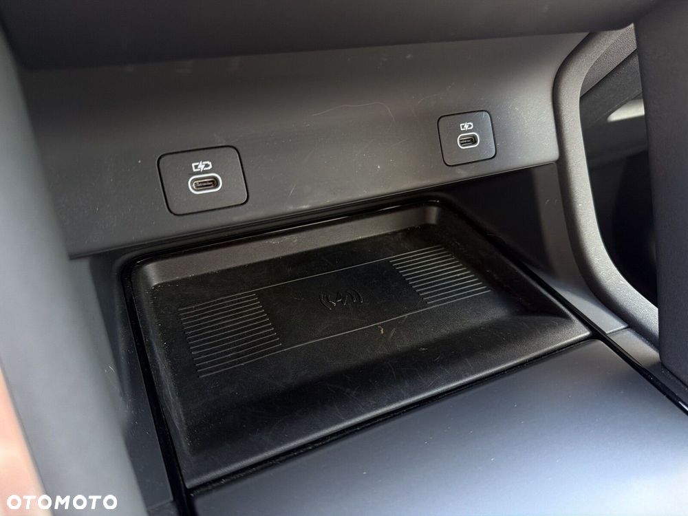 Land Rover Discovery Sport - 27