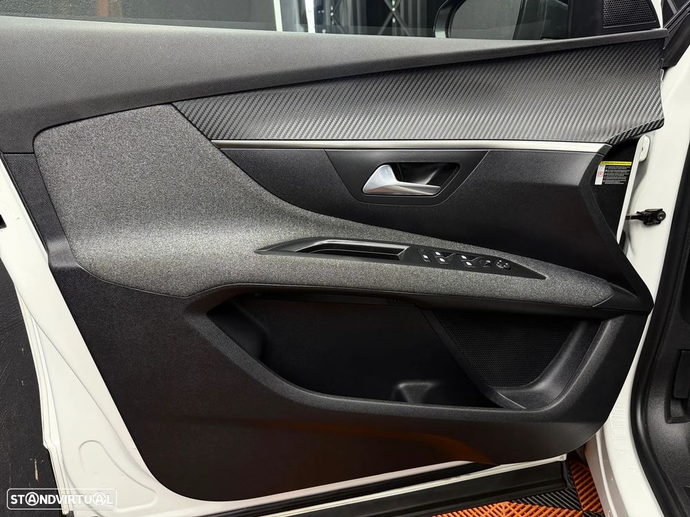 Peugeot 5008 BlueHDI 130 EAT8 Active Pack - 14