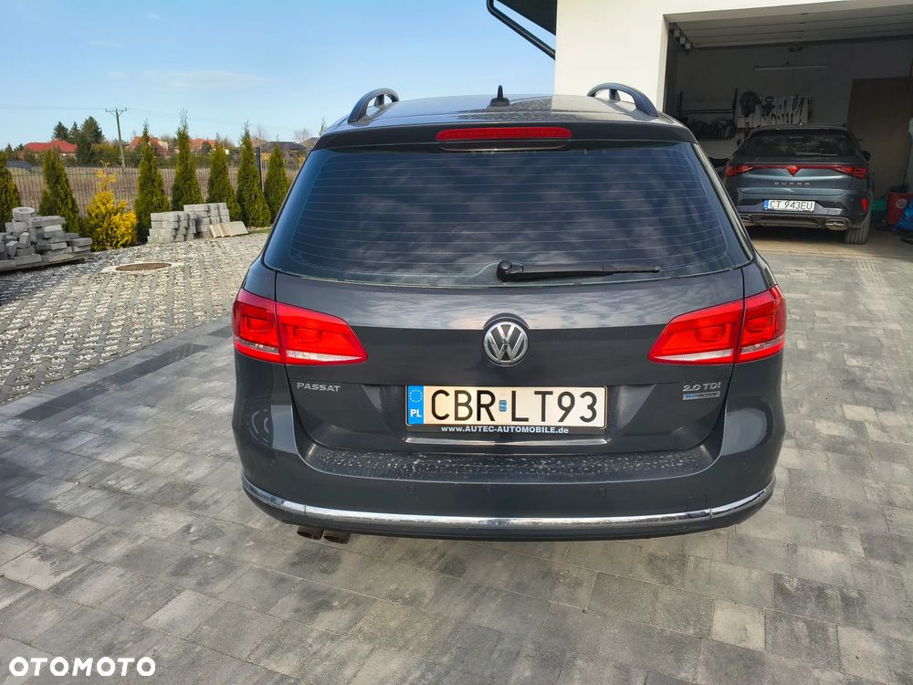 Volkswagen Passat 2.0 TDI BlueMotion Technology Comfortline - 4