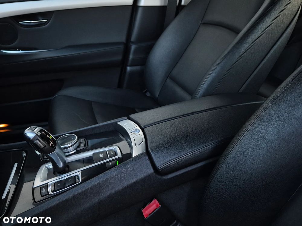 BMW 5GT 520d - 22