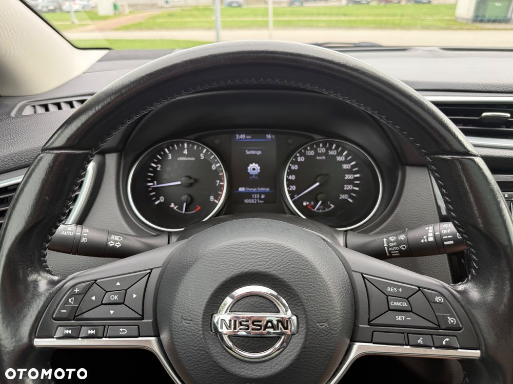 Nissan Qashqai 1.3 DIG-T Tekna - 32