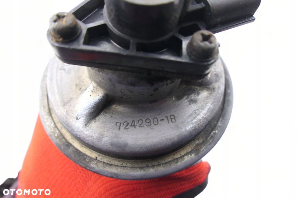 Nastawnik Turbiny FORD MONDEO MK4 2.0 TDCI 724290-18 - 4