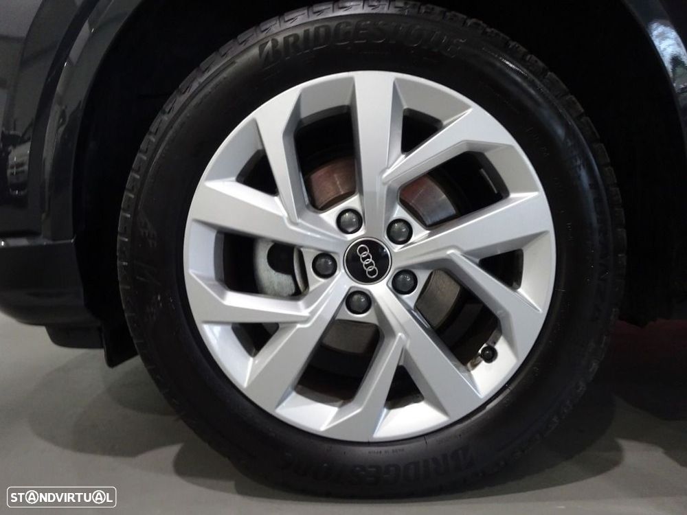 Audi Q2 30 TDI Advanced - 34