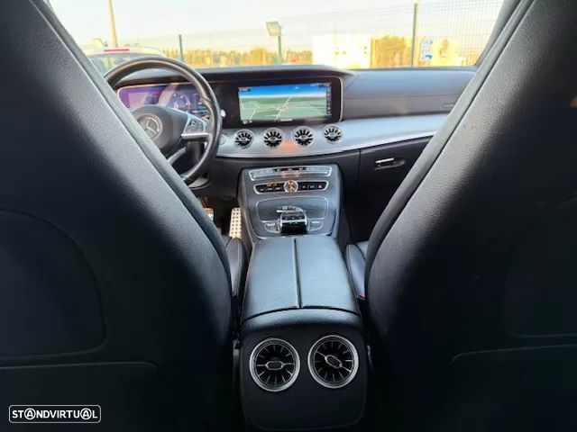 Mercedes-Benz E 220 d AMG Line - 21