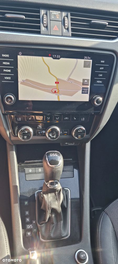 Skoda Octavia 2.0 TDI DSG Premium Edition - 14