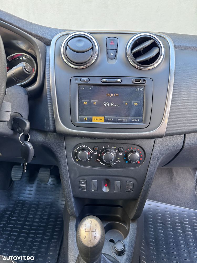 Dacia Logan dCi 90 Prestige - 13