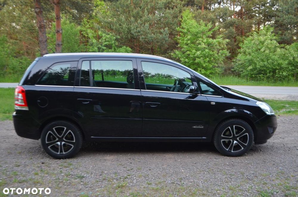 Opel Zafira 1.6 - 10