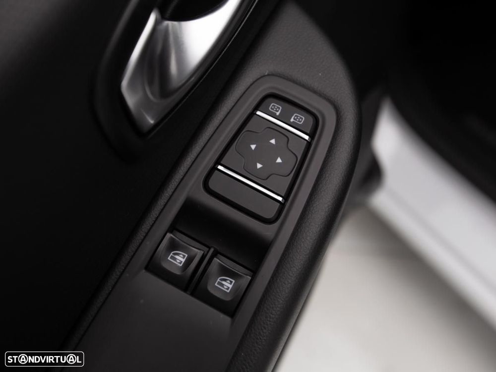 Renault Clio 1.5 dCi Zen - 12