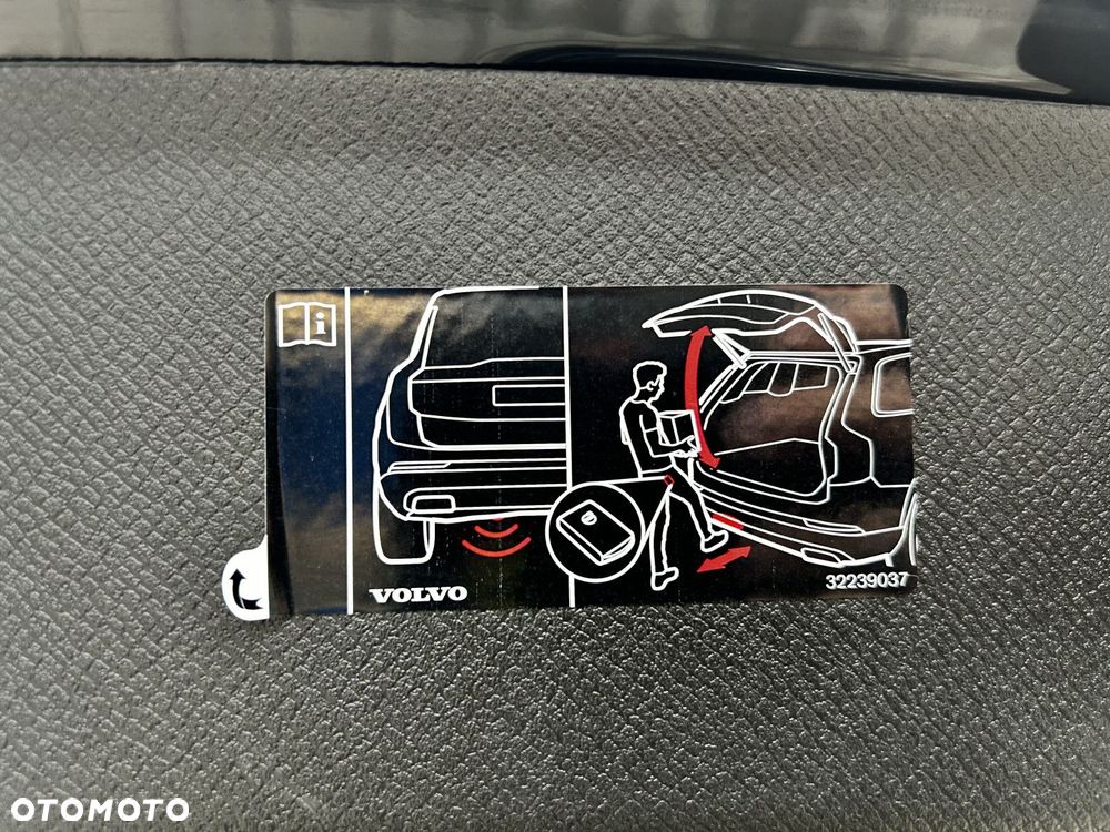 Volvo XC 90 - 35