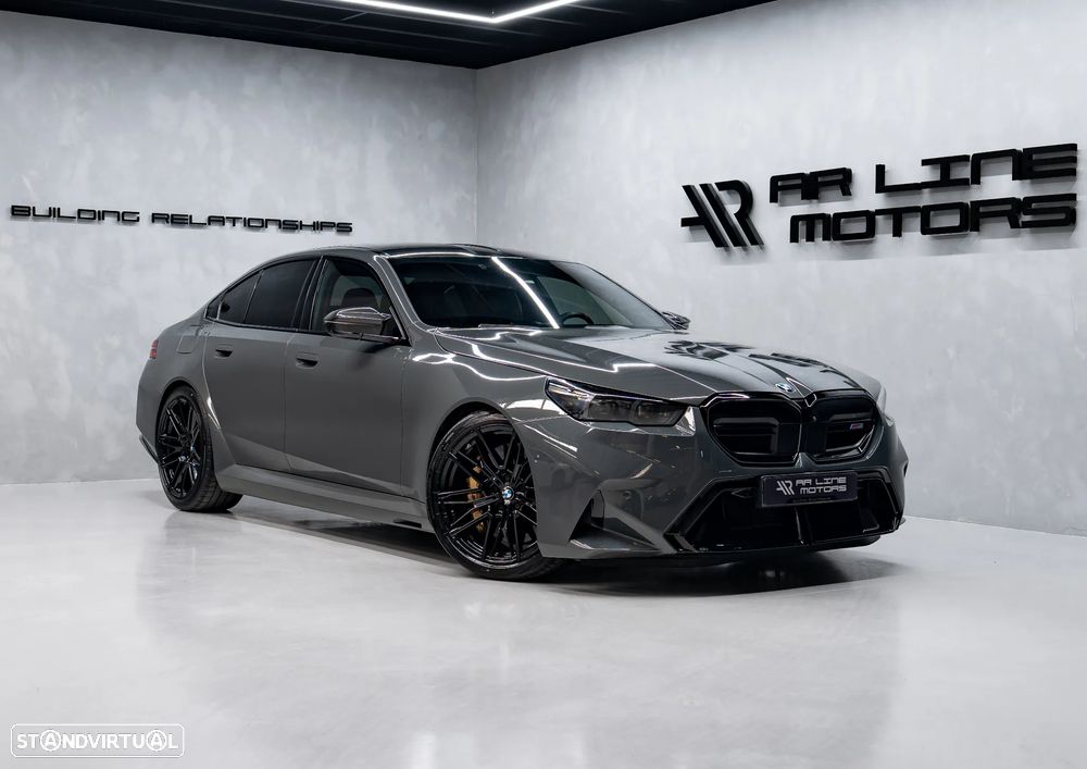 BMW M5 xDrive - 1