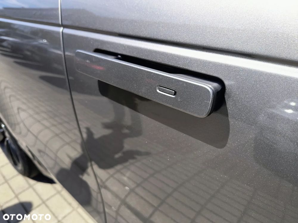 Land Rover Range Rover Velar 3.0 P400 mHEV R-Dynamic SE - 13