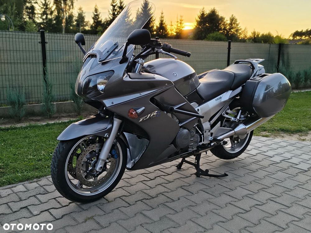 Yamaha FJR - 1