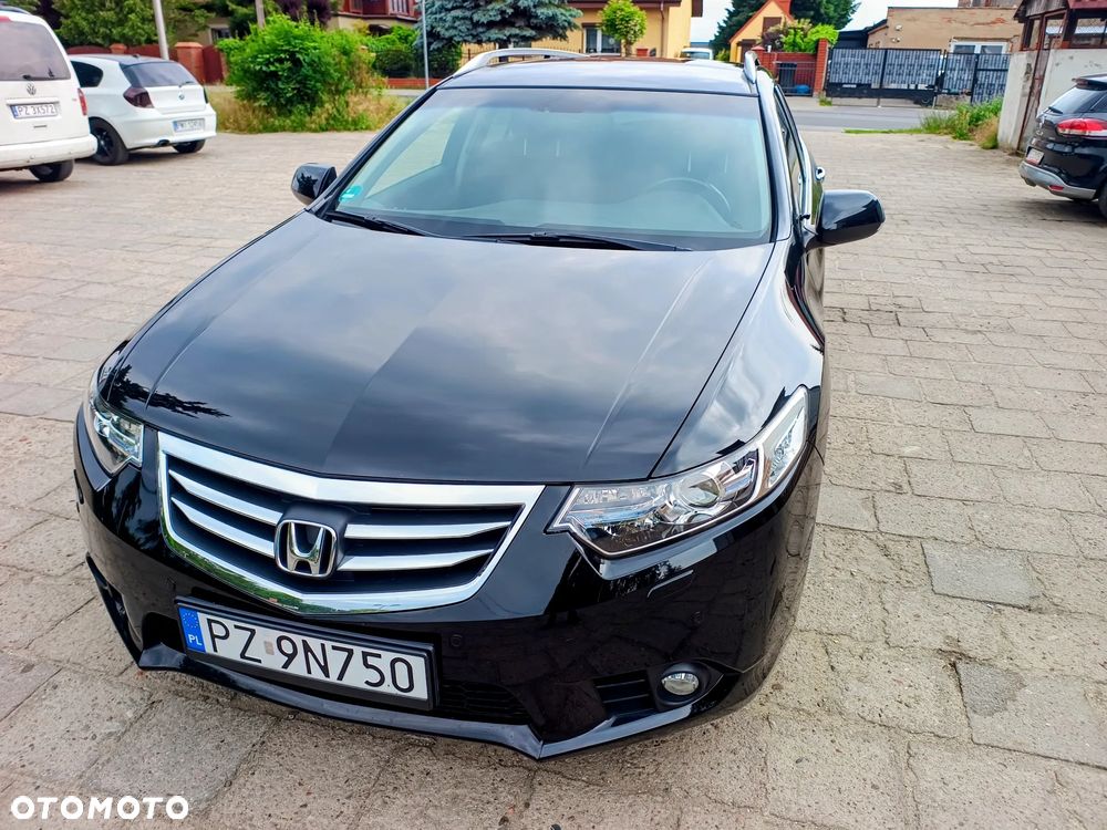 Honda Accord 2.0 Executive - 33