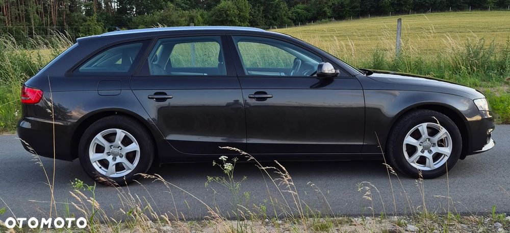 Audi A4 Avant - 15