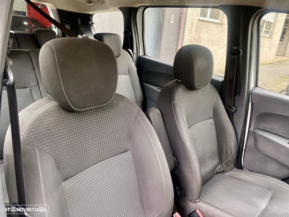 Dacia Lodgy 1.5 Blue dCi Comfort 7L - 20