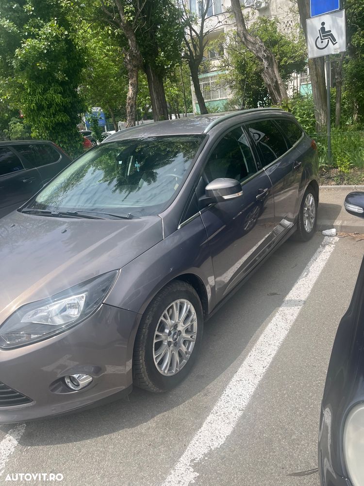 Ford Focus - 8