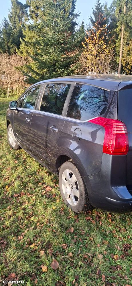 Peugeot 5008 - 6