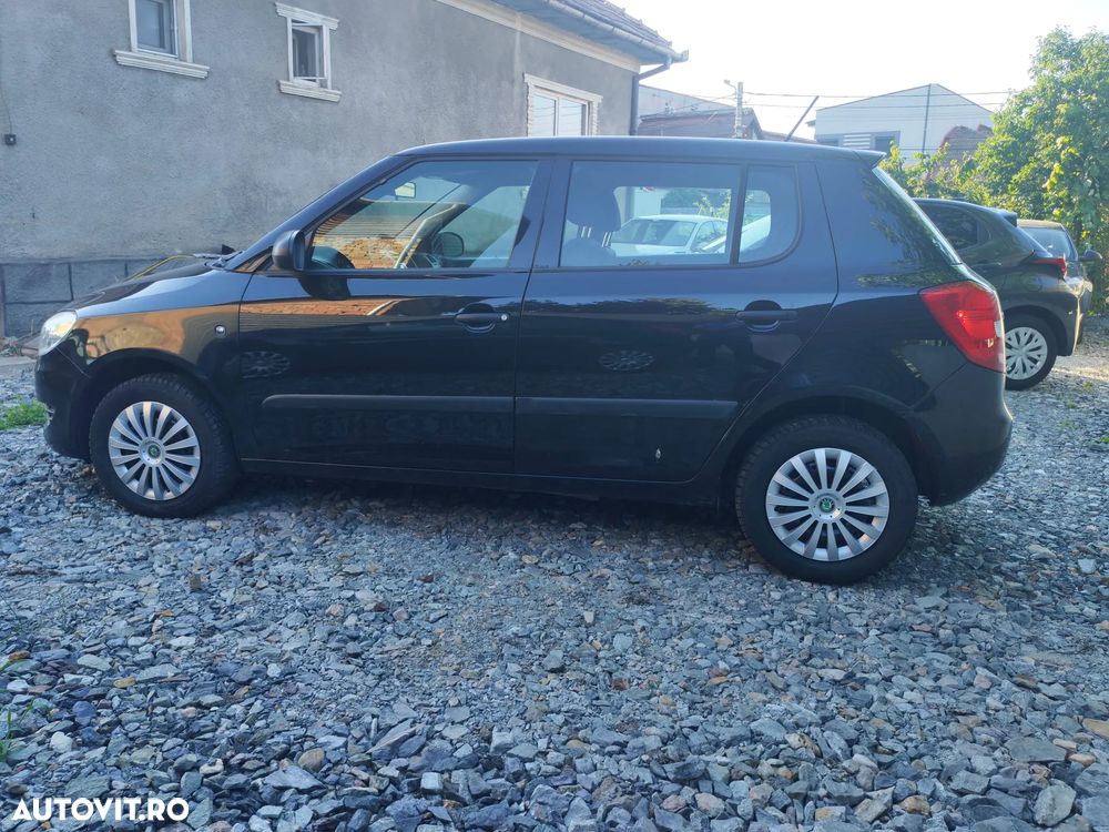 Skoda Fabia 1.2 HTP Active Green tec - 12