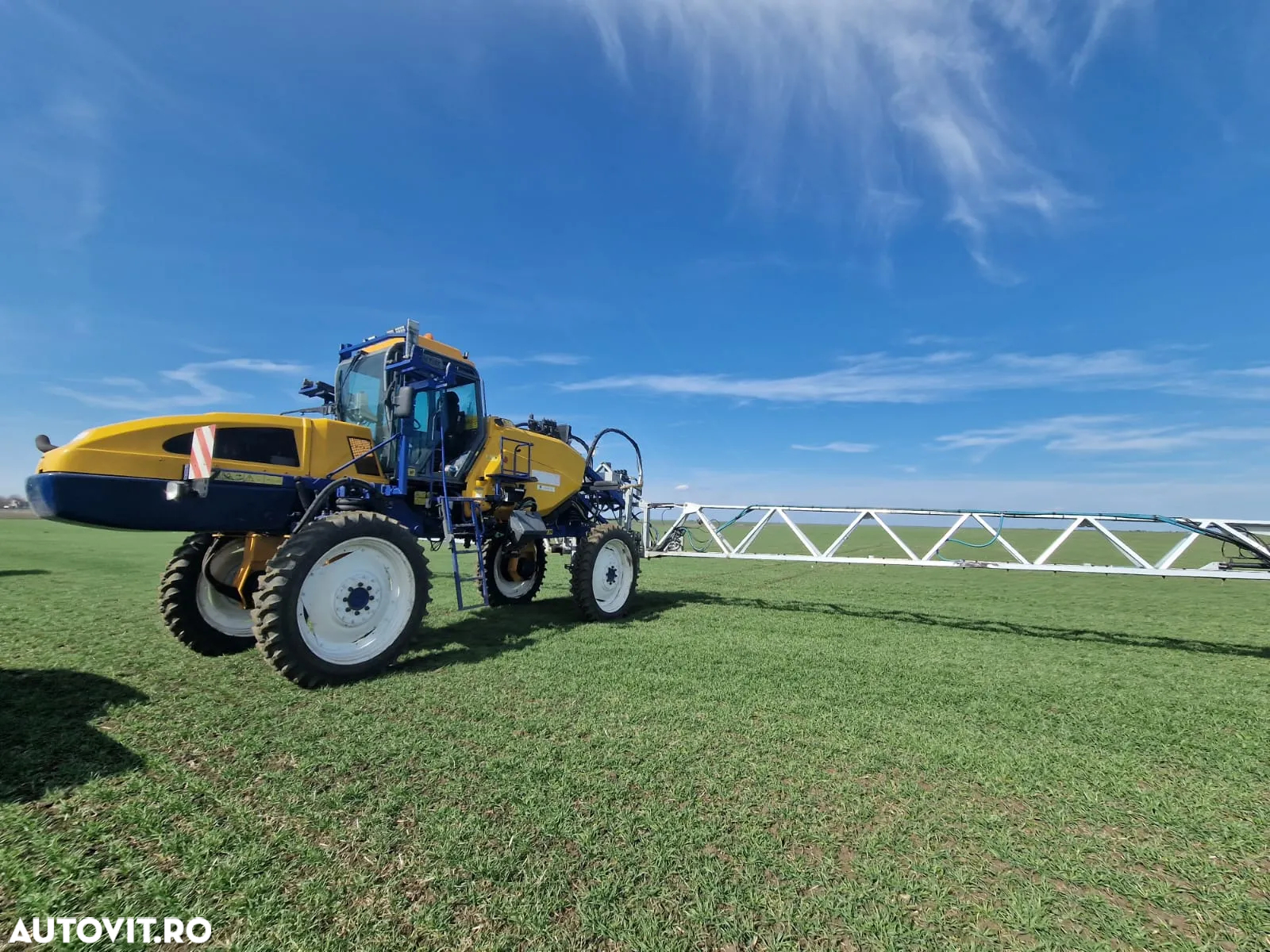 Caruelle 4000 cu GPS autoghidaj control sectiuni - 2