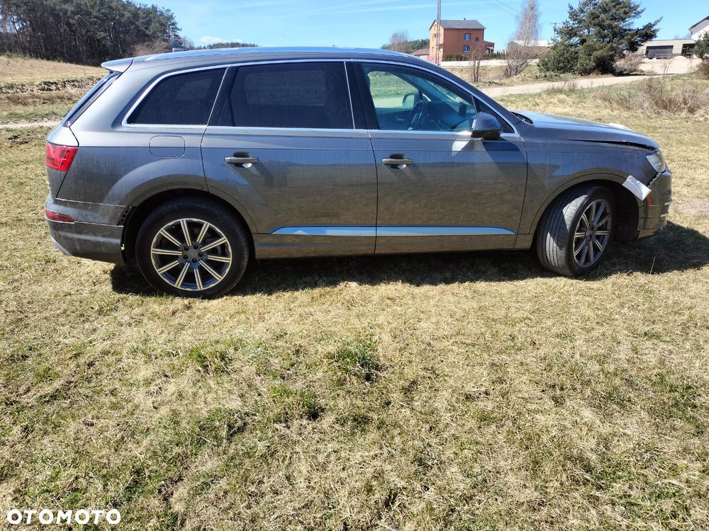 Audi Q7 - 2