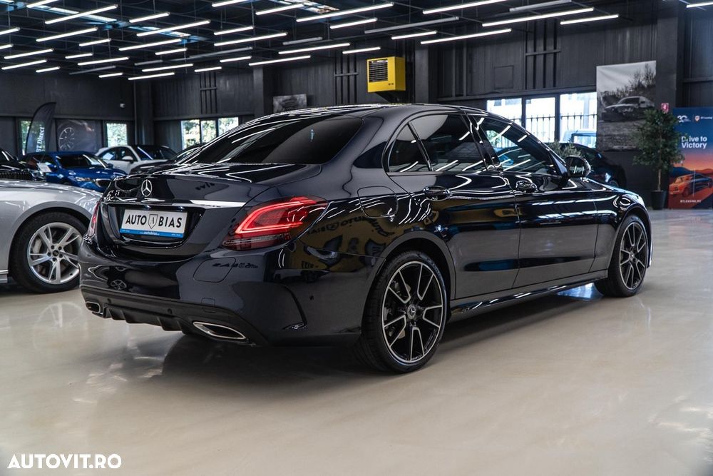 Mercedes-Benz C 300 e 9G-TRONIC AMG Line - 8