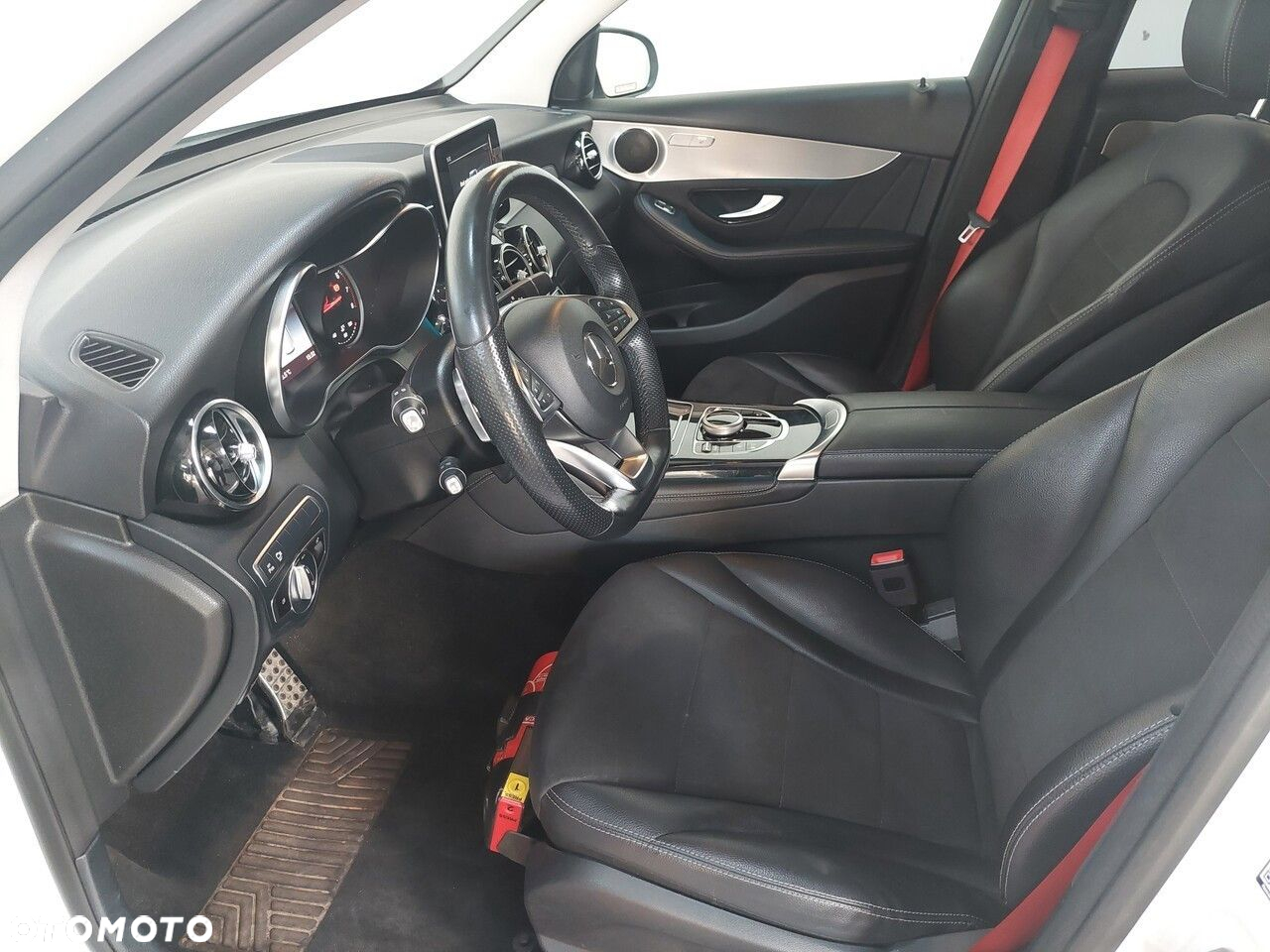 Mercedes-Benz GLC 250 4-Matic - 25