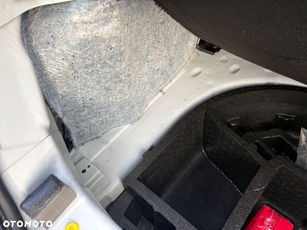 Ford Fiesta 1.1 Trend - 27