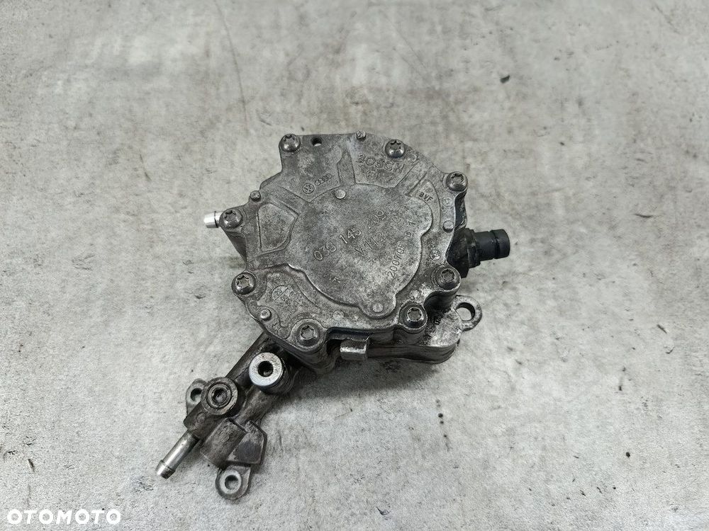 POMPA VACUM VW TOURAN I 038145209C BOSCH 1.9 TDI - 1