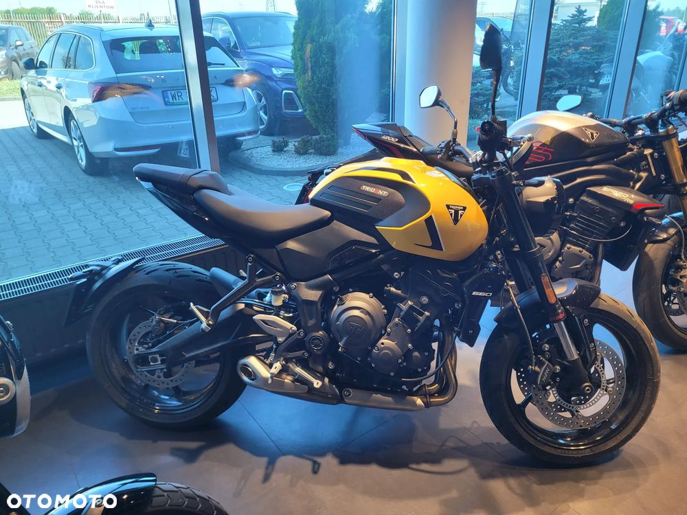 Triumph Trident - 2
