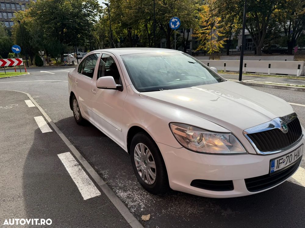 Skoda Octavia 1.6 TDI Ambiente - 1
