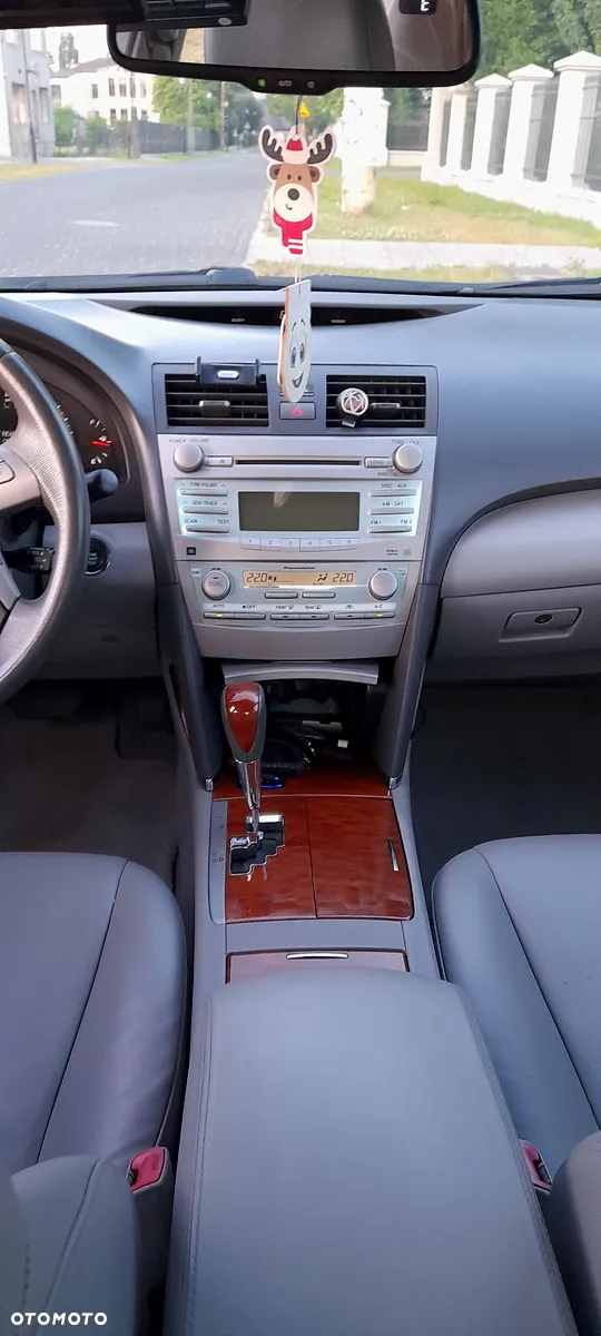 Toyota Camry 3.5 V6 SE - 11