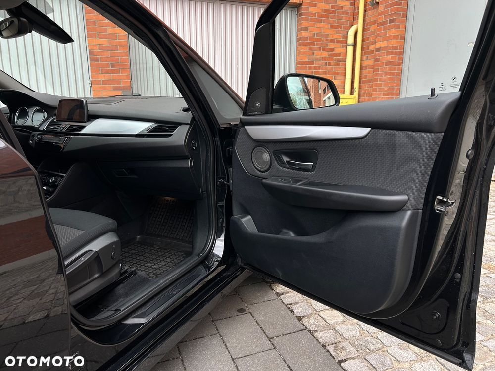 BMW Seria 2 218d Advantage sport - 23