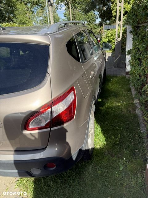 Nissan Qashqai 2010 photo 5