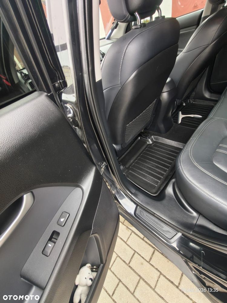 Kia Sportage - 33