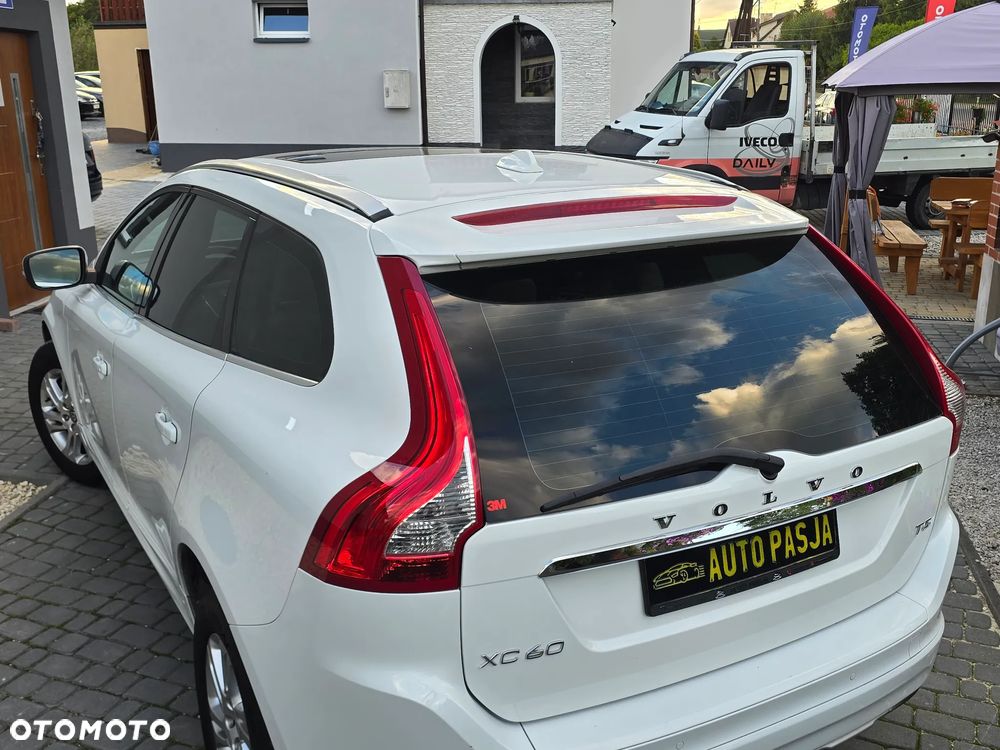 Volvo XC 60 T5 Geartronic Summum - 17