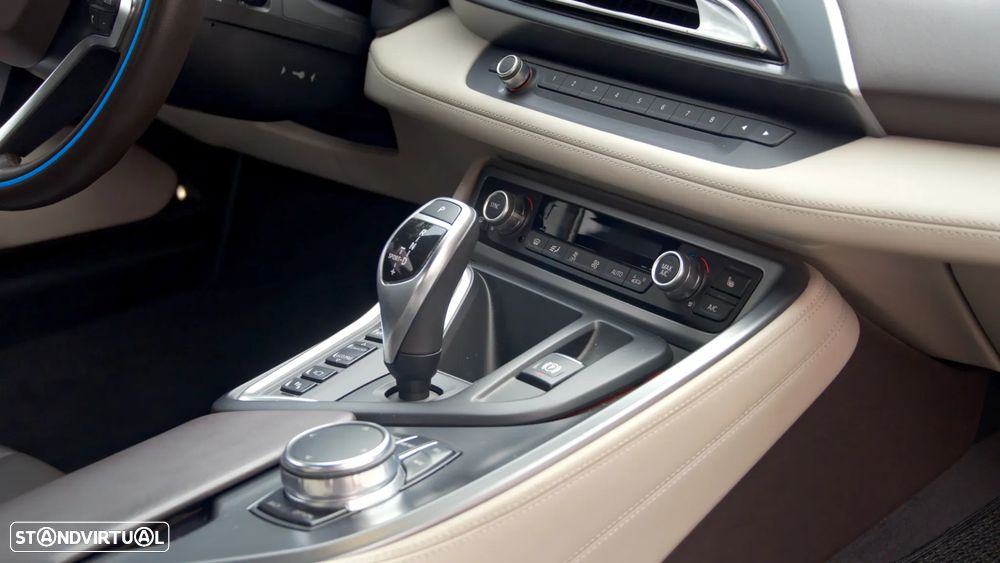 BMW i8 - 33