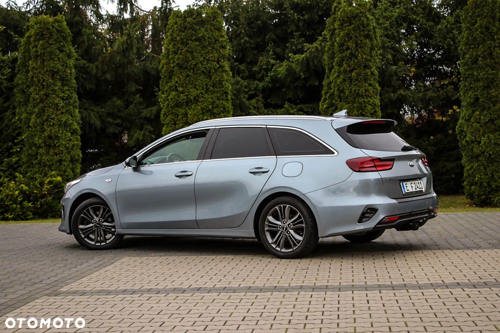 Kia Ceed 1.6 CRDi DCT Platinum Edition - 16