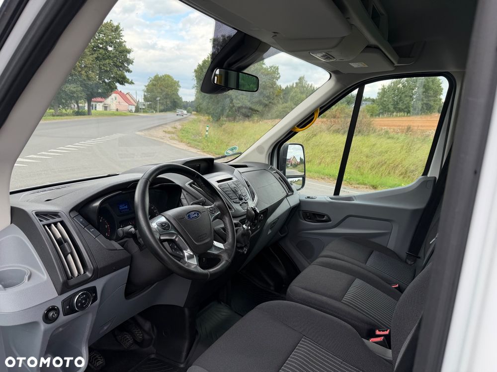 Ford Transit - 20