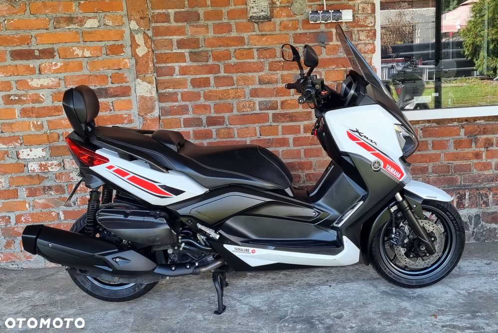 Yamaha X-max - 4