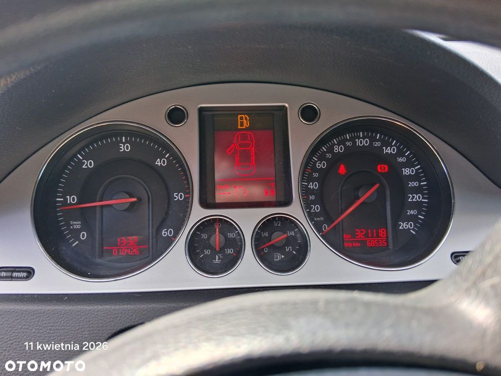 Volkswagen Passat 1.9 TDI Comfortline - 12