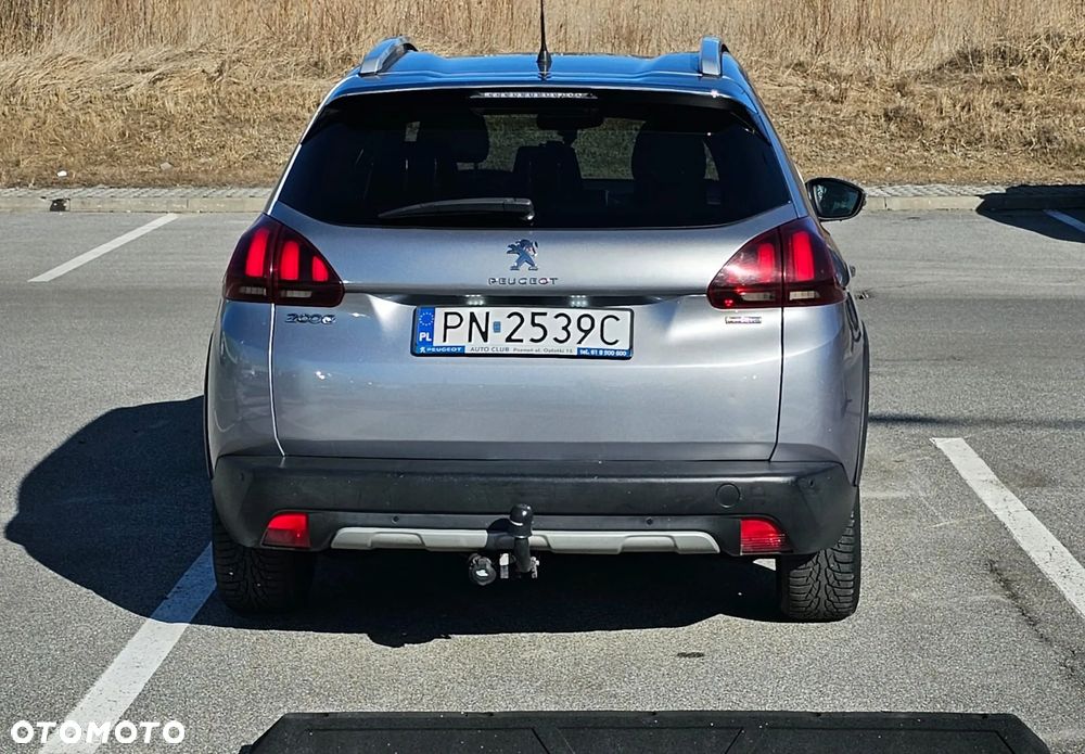 Peugeot 2008 1.2 Pure Tech GPF Allure S&S - 15