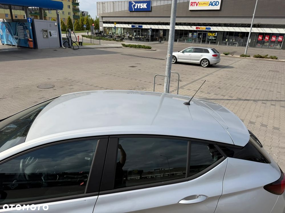 Opel Astra 1.6 CDTI Enjoy S&S - 9