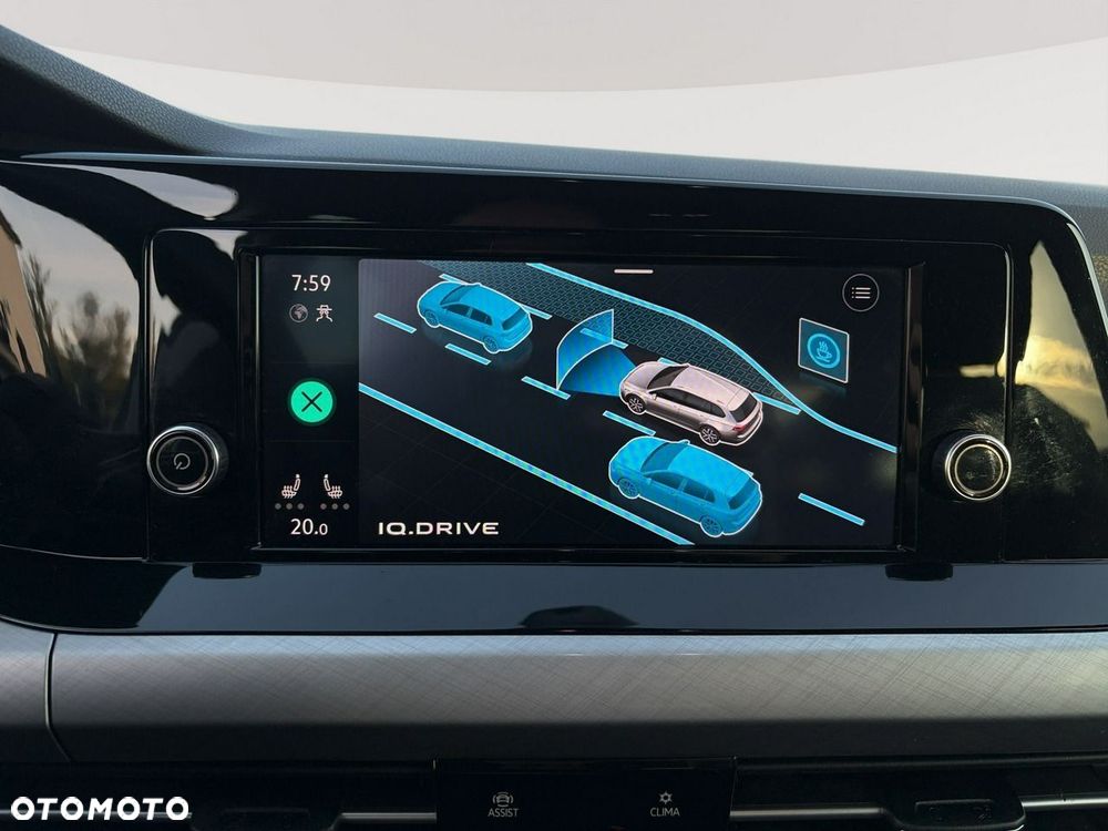 Volkswagen Golf 1.5 eTSI EVO Life DSG - 18
