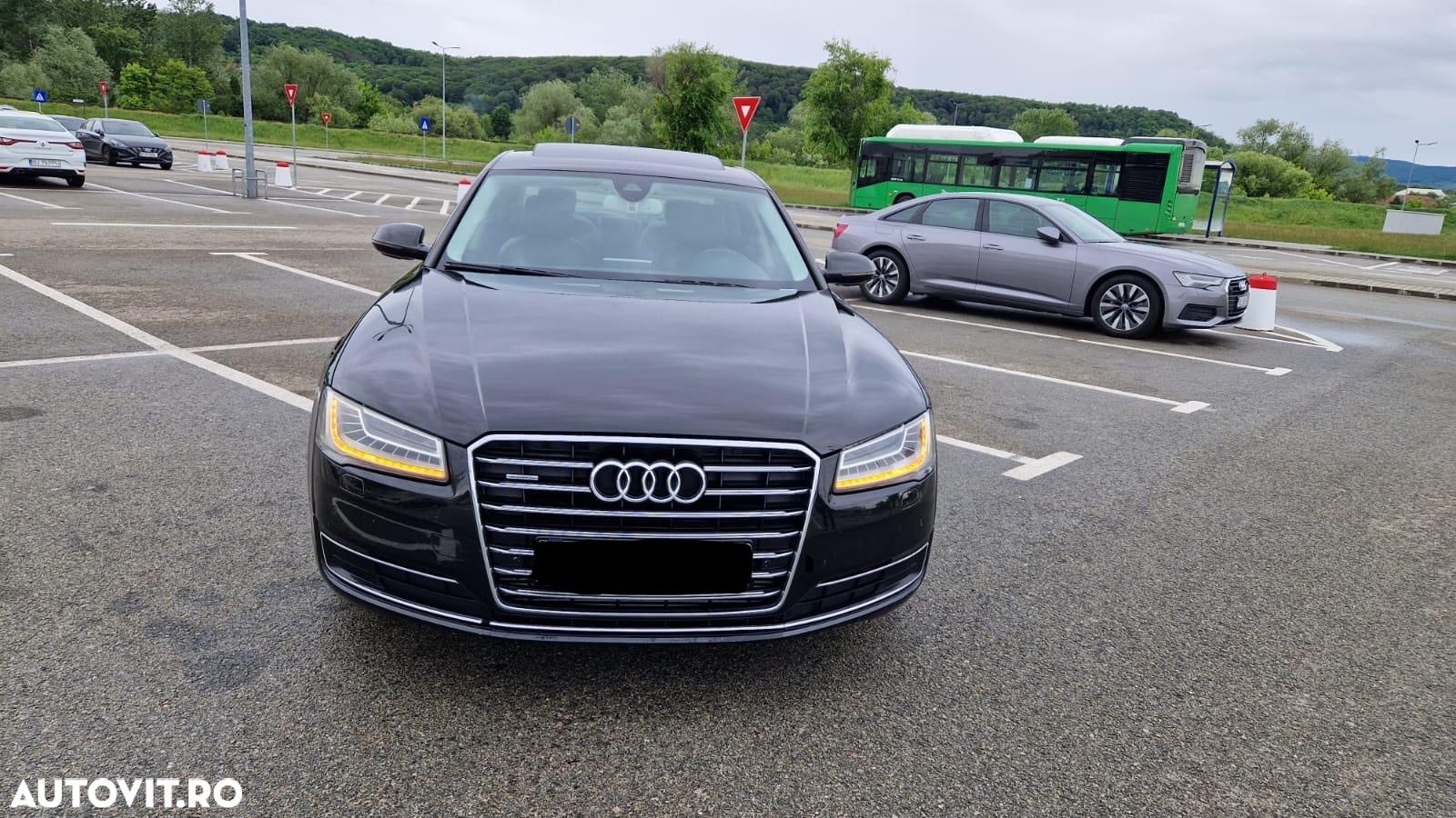 Audi A8 3.0 TDI DPF clean diesel quattro tiptronic - 1