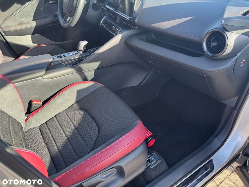 Toyota C-HR - 24