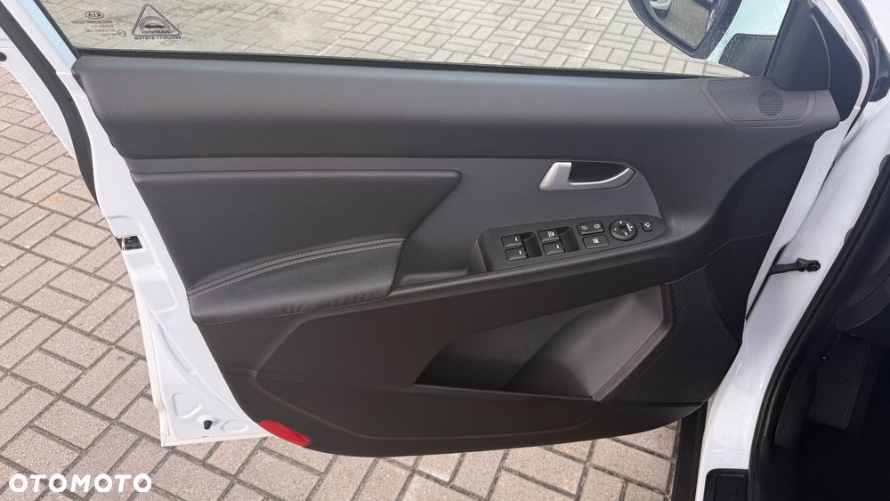 Kia Sportage 1.6 GDI Business Line 2WD - 24