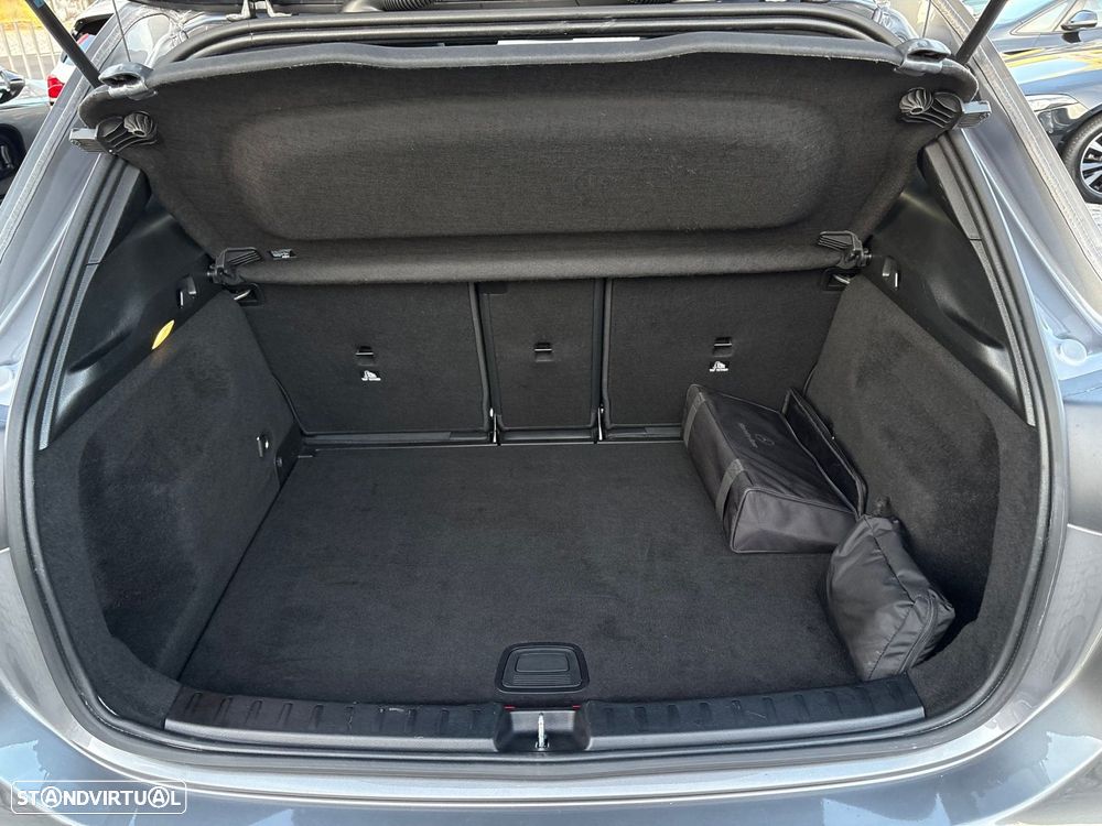 Mercedes-Benz GLA 250 e AMG Line - 26